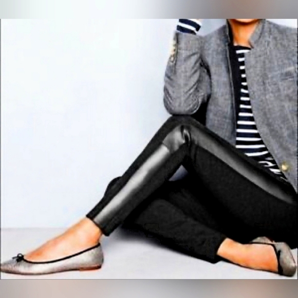 J Crew The Gigi Pant Black Ponte with Faux Leather Stripes Size 2 EUC - Picture 1 of 5